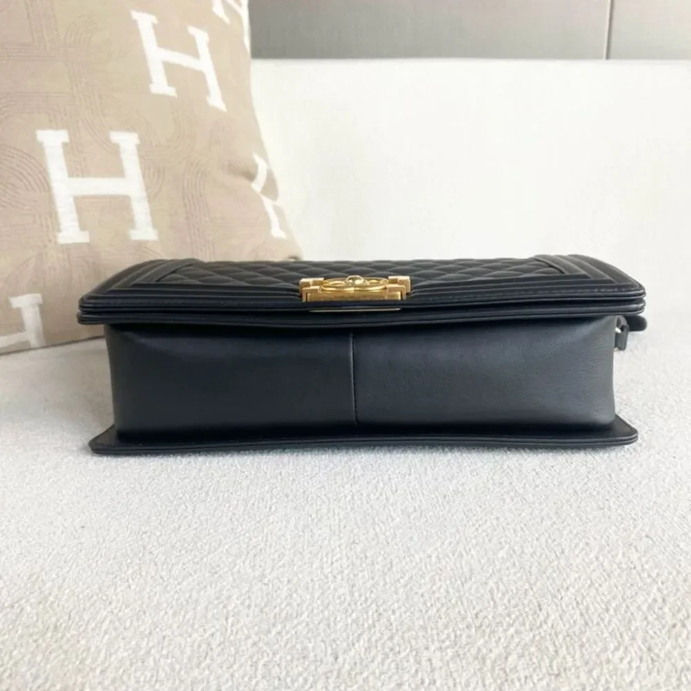Chanel Women Pre-Loved Bag Very Good Condition